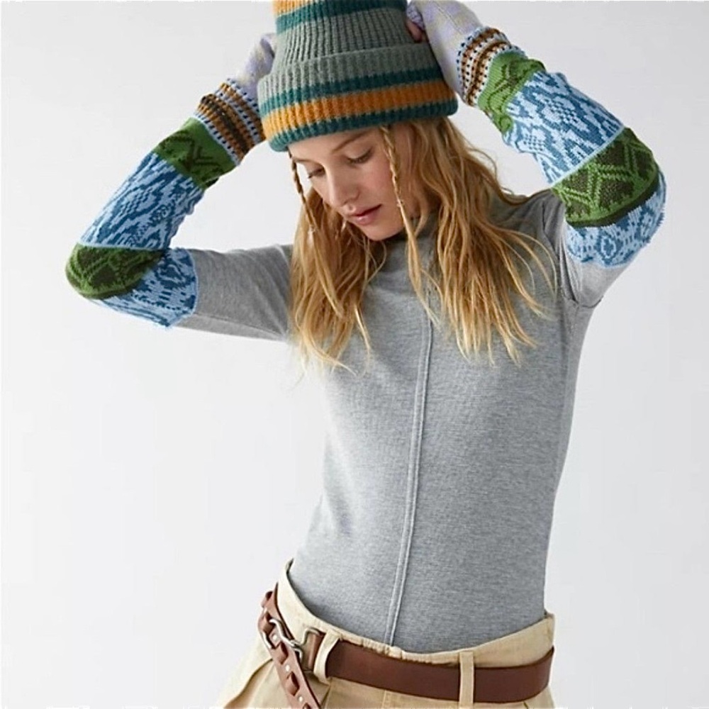 Free People “Gorgeous Cuff” Thermal XS ~ has thumbholes